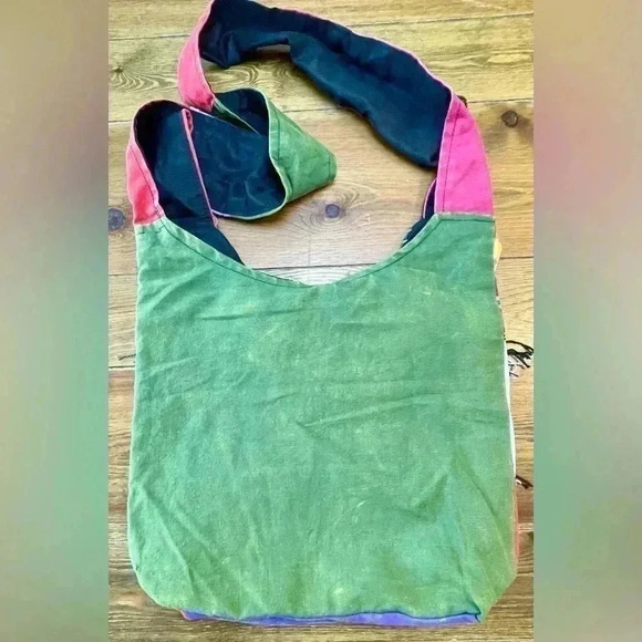 Patchwork Hippie Crossbody Bag | Quilted | Tote | Multi-Colored Large - Picture 3 of 3